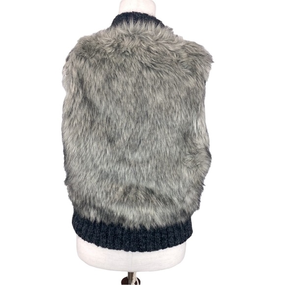 Loft Sleeveless Faux Fur Sweater - Picture 4 of 8